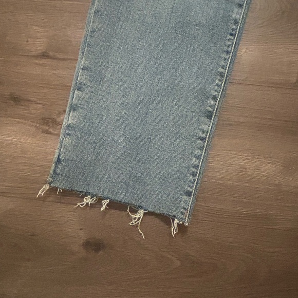 Kensie High Waisted Jeans - Picture 3 of 6